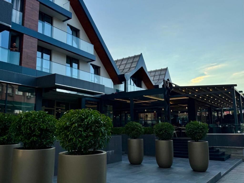 Hotel Pljevlja entrance and terrace in the evening